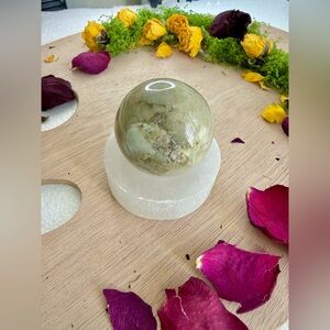 Selenite Sphere Holder + Green Moonstone Sphere